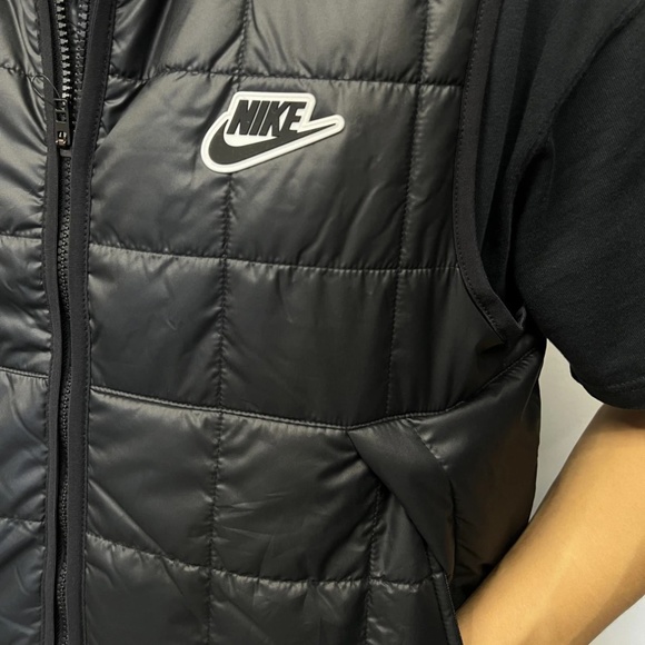 Nike Sportswear NSW Synthetic Fill Vest Gilet NFS DV2929-010 (Black) - Picture 4 of 5